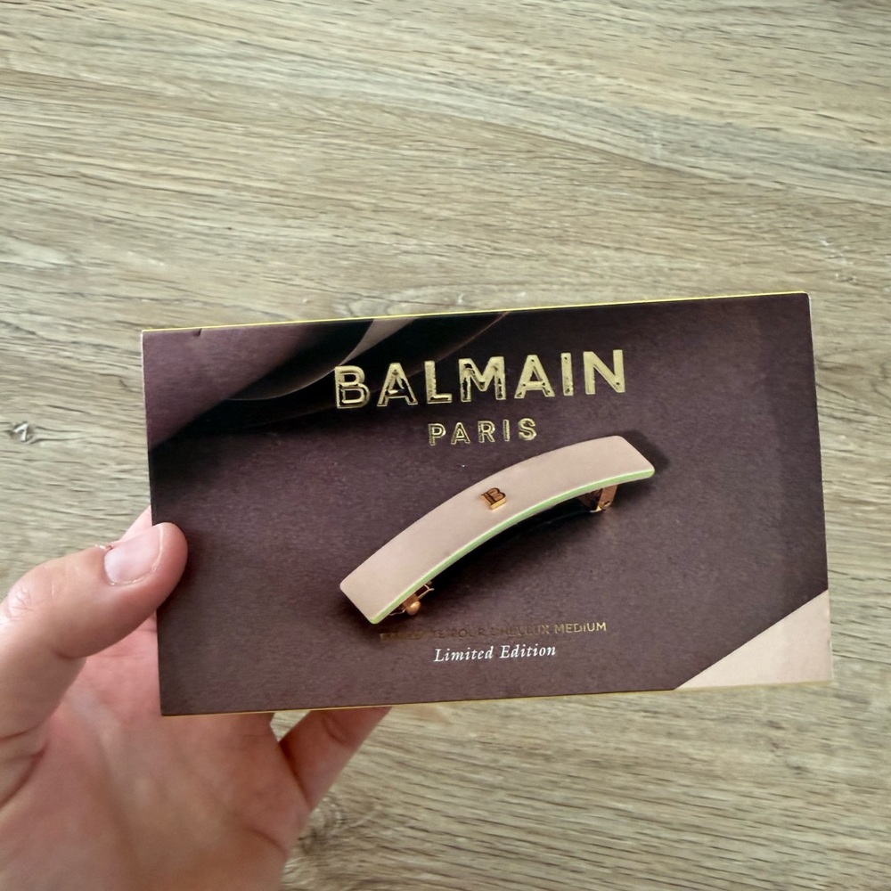 Balmain 18k Gold plated Hair Clip - Picture 7 of 12
